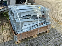 Partij paalhouders en voetsteunen - afbeelding 8 van  10