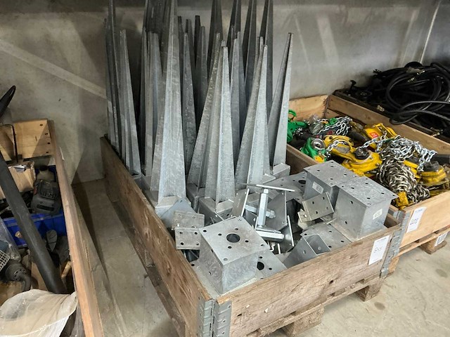 Partij paalpunten - afbeelding 1 van  6