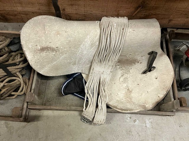 Partij paardenaccessoires - afbeelding 4 van  5