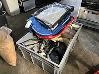 Partij paardrij accessoires - afbeelding 1 van  4