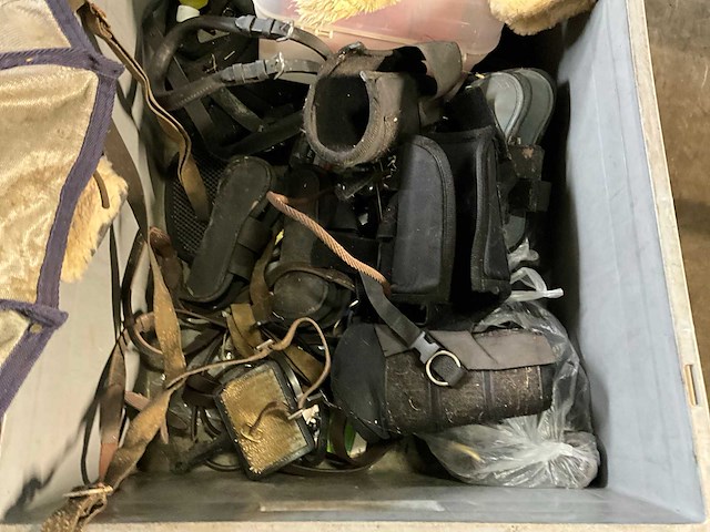 Partij paardrij accessoires - afbeelding 4 van  4