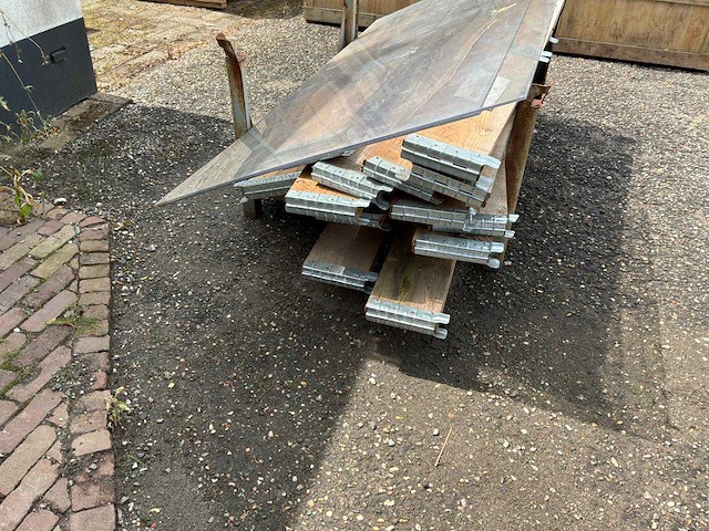 Partij pallet randen - afbeelding 2 van  6