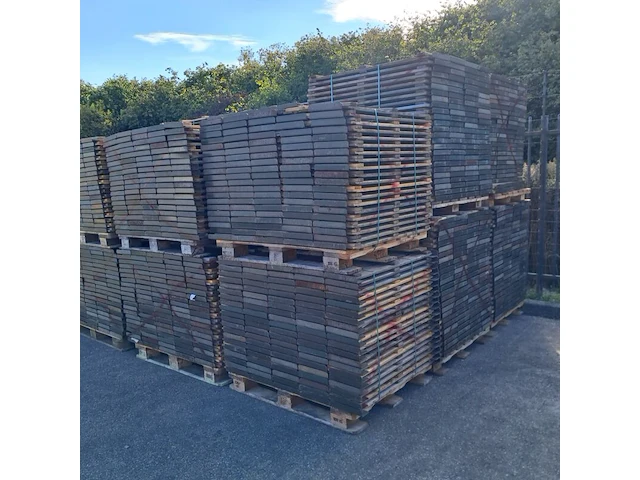 Partij palletranden t.b.v. blokpallets - afbeelding 4 van  7
