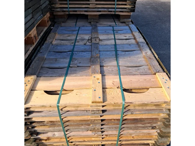 Partij palletranden t.b.v. blokpallets - afbeelding 5 van  7