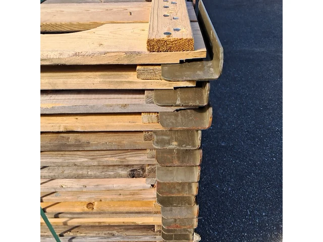 Partij palletranden t.b.v. blokpallets - afbeelding 6 van  7