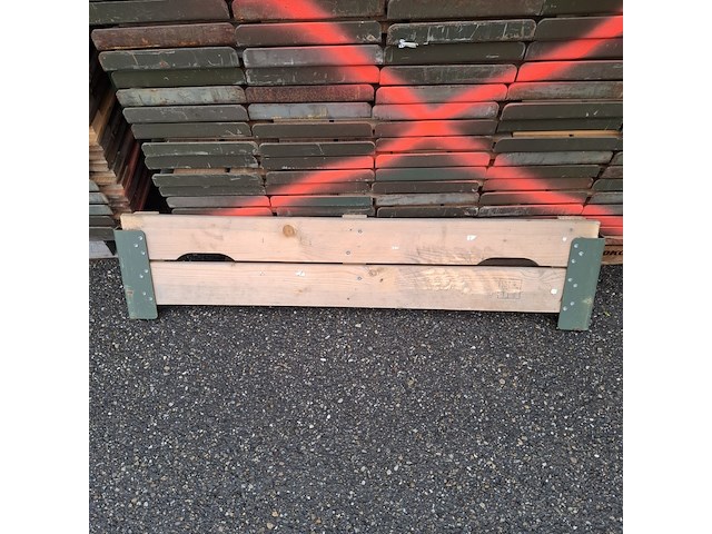 Partij palletranden - afbeelding 6 van  9