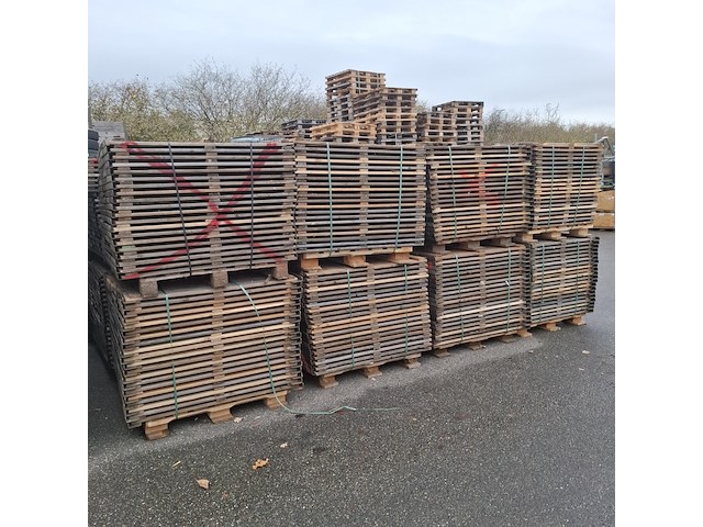 Partij palletranden - afbeelding 1 van  16
