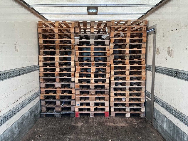 Partij pallets | 51 stuks - afbeelding 1 van  1