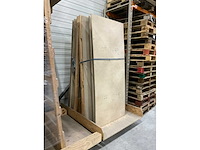 Partij pallets en bokken - afbeelding 3 van  8