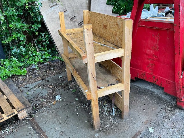 Partij pallets en kisten - afbeelding 2 van  16