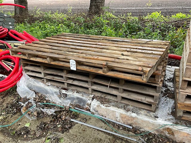 Partij pallets en kisten - afbeelding 10 van  16