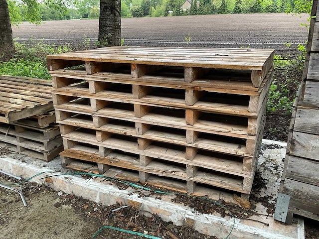 Partij pallets en kisten - afbeelding 11 van  16
