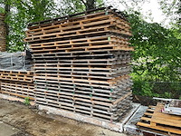 Partij pallets en kisten - afbeelding 15 van  16