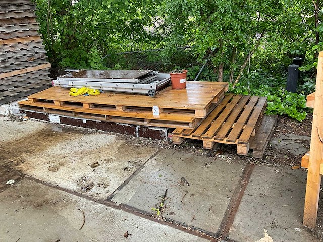 Partij pallets en kisten - afbeelding 16 van  16