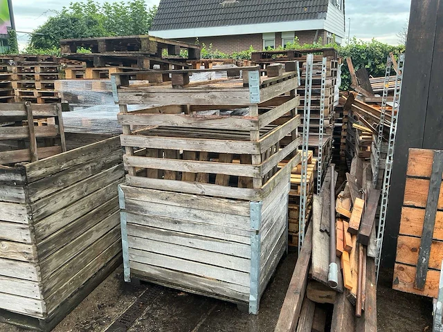 Partij pallets en resthout - afbeelding 4 van  7