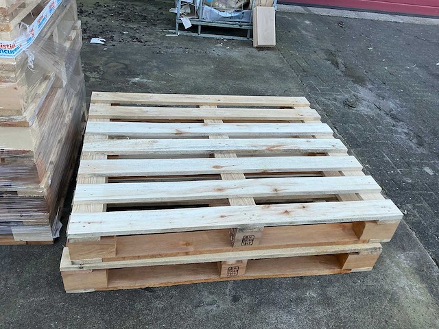 Partij pallets - afbeelding 5 van  5