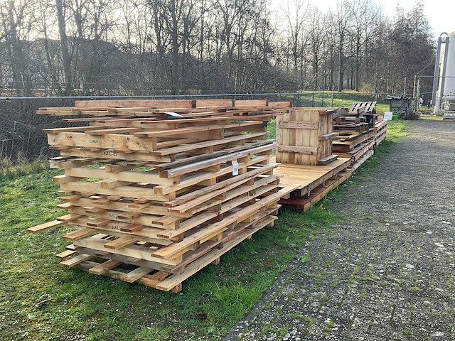Partij pallets - afbeelding 6 van  6