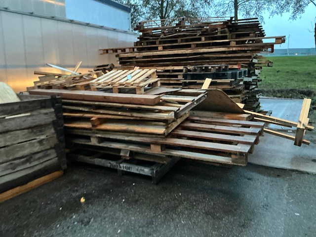 Partij pallets - afbeelding 2 van  7