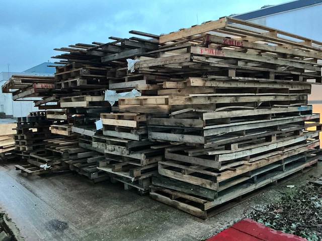 Partij pallets - afbeelding 7 van  7