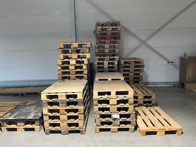 Partij pallets - afbeelding 3 van  3