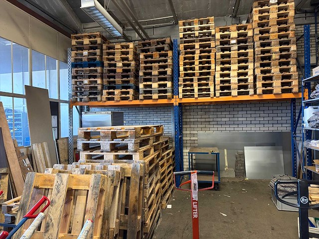 Partij pallets - afbeelding 1 van  4