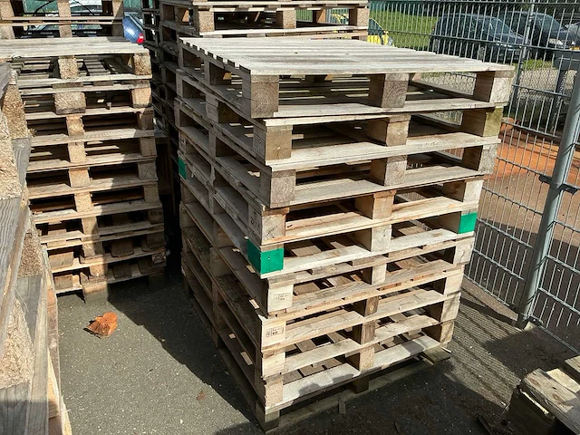 Partij pallets - afbeelding 7 van  8
