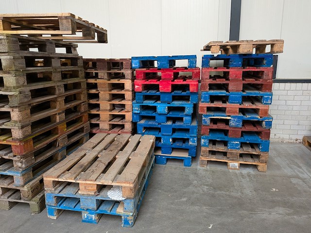 Partij pallets - afbeelding 4 van  8