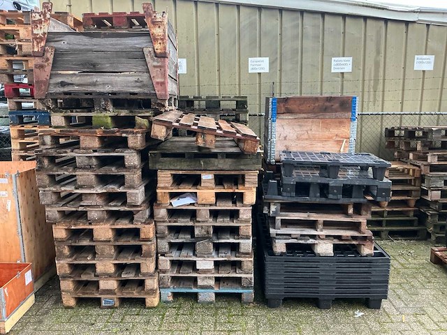 Partij pallets - afbeelding 2 van  8