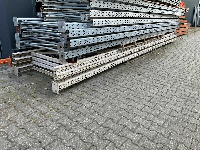Partij palletstelling - 24x102 - afbeelding 2 van  13