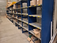 Partij palletstelling met gangpad geleiding - afbeelding 3 van  13