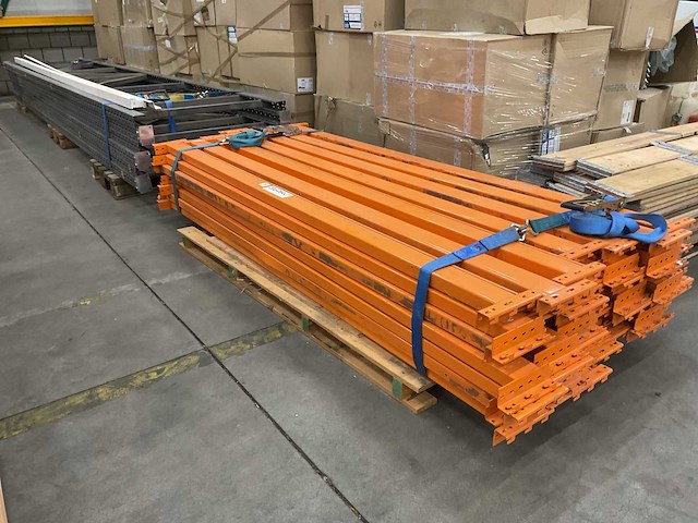 Partij palletstelling met legborden - afbeelding 1 van  4