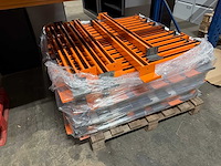 Partij palletstelling onderdelen (dwarsliggers) - afbeelding 2 van  3