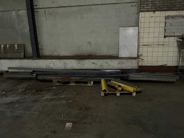 Partij palletstelling - afbeelding 3 van  7