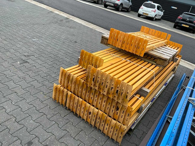 Partij palletstellingliggers - afbeelding 4 van  7