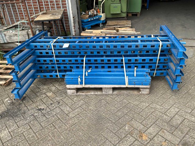 Partij palletstellingmateriaal - afbeelding 1 van  5