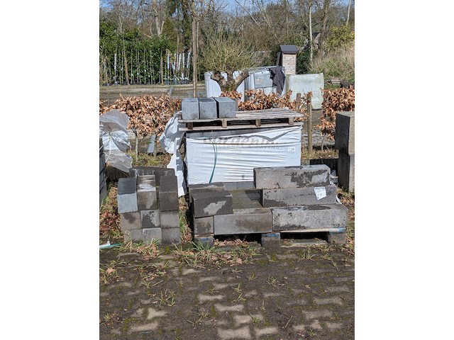 Partij pallisade blokke - afbeelding 1 van  8