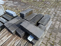 Partij pallisade blokken en u-stenen - afbeelding 3 van  8