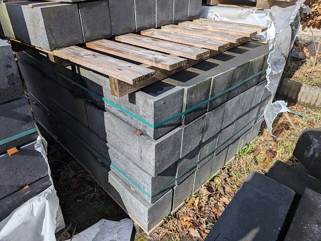 Partij pallisade blokken gardenlux - afbeelding 13 van  13