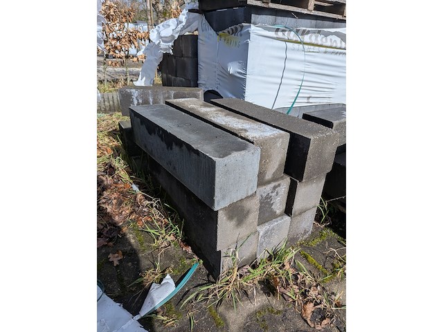 Partij pallisade blokken - afbeelding 8 van  8