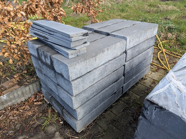 Partij pallisade blokken - afbeelding 2 van  7