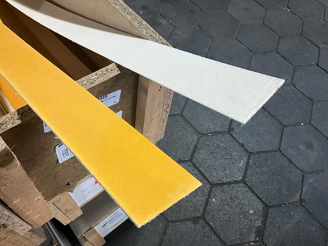 Partij palusol 100sa brandwerende afdichting plakstrips - afbeelding 1 van  6