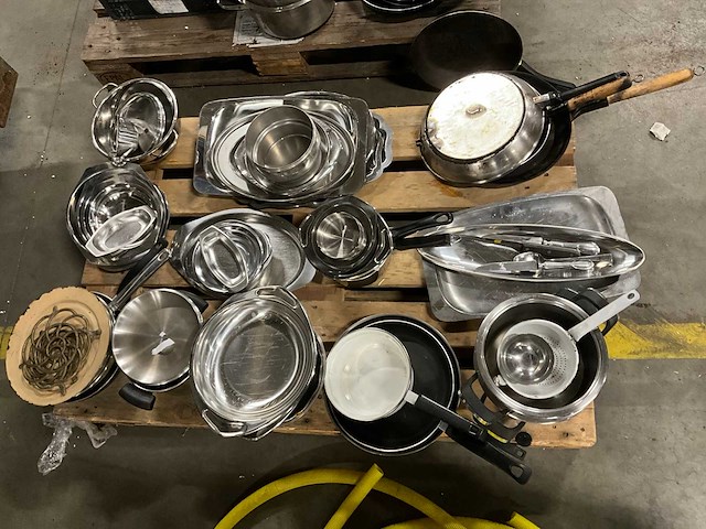 Partij pannen en divers - afbeelding 2 van  6