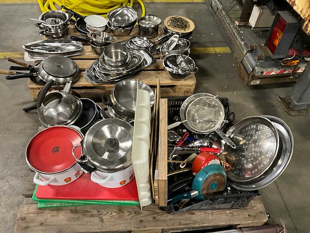 Partij pannen en divers - afbeelding 6 van  6