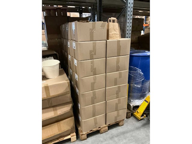 Partij paper bags brown 18+8x22cm (13750x) - afbeelding 2 van  5