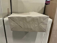 Partij paper bags brown flat handles 22+10x36cm (10500x) - afbeelding 2 van  5