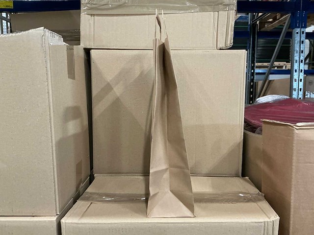 Partij paper bags brown flat handles 22+10x36cm (7750x) - afbeelding 1 van  1