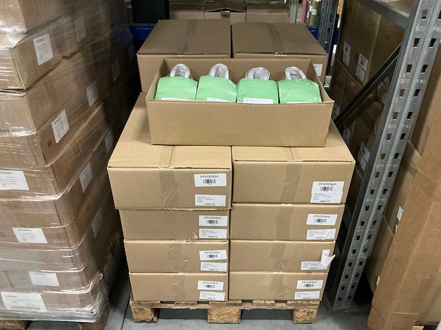 Partij paper carrier bags 14+8*21cm misty green (4700x) - afbeelding 3 van  5