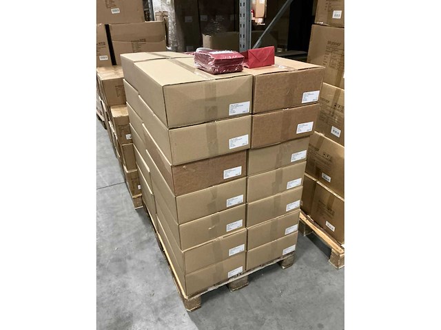 Partij paper carrier bags 14+8*21cm red (7000x) - afbeelding 5 van  6
