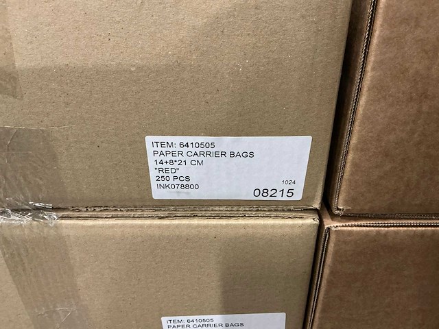 Partij paper carrier bags 14+8*21cm red (7000x) - afbeelding 6 van  6