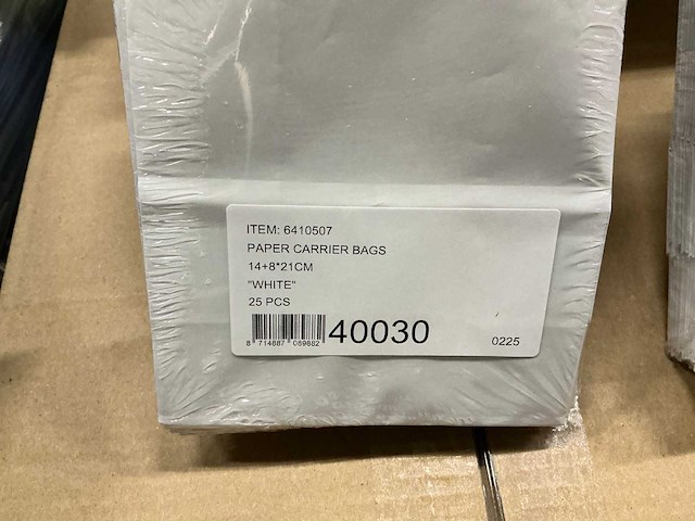 Partij paper carrier bags 14+8*21cm white (4250x) - afbeelding 5 van  6